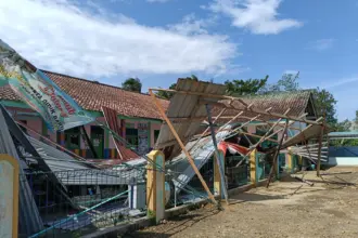 Angin kencang gentasari kroya cilacap, siklon luana