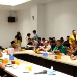 Suasana audiensi PPDI dengan DPRD Banyumas Komisi I, terkait penyelesaian persoalan Pemdes Klapagading Kulon, di Gedung DPRD Kabupaten Banyumas, Selasa (13/01/2026).
