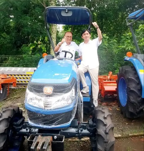 Bantuan traktor wamentan