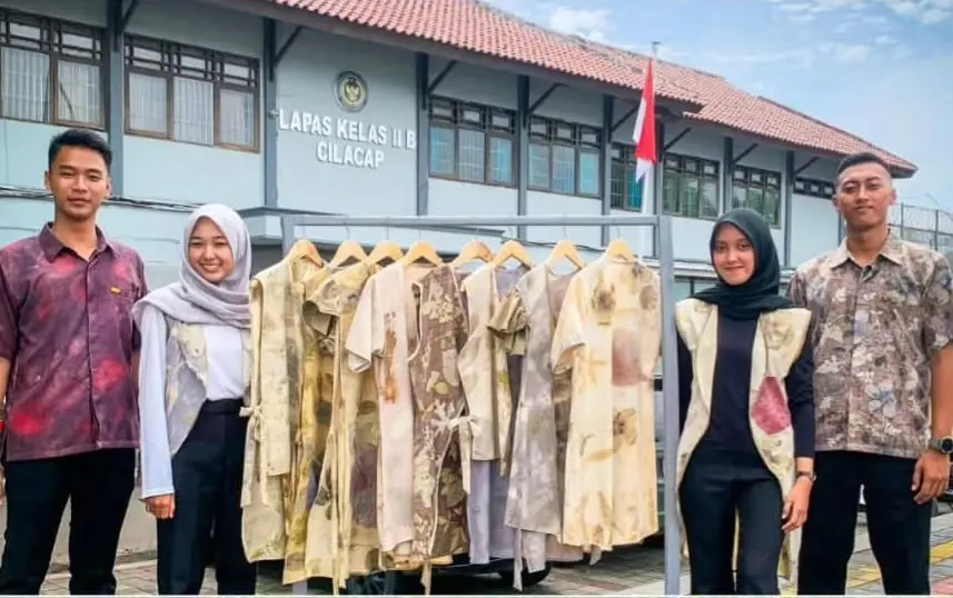 Battik Ecoprint Lapas Cilacap