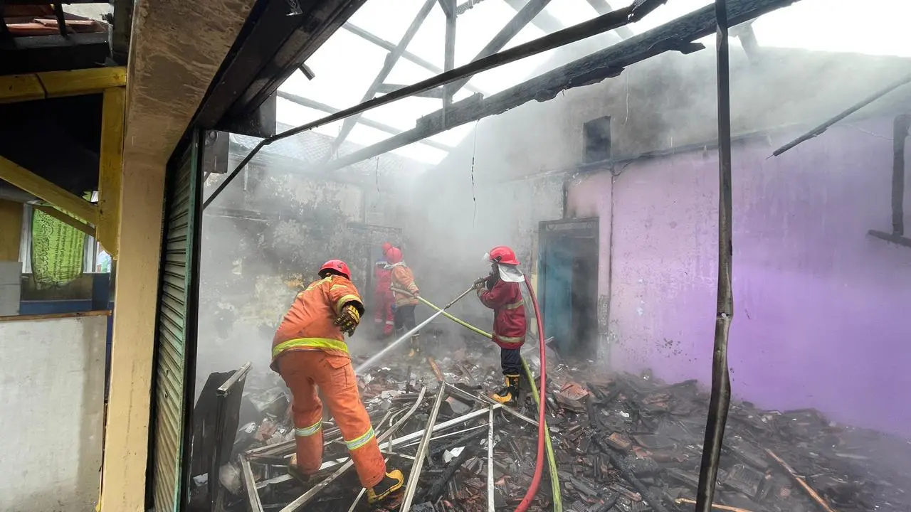 Damkar pos kembaran banyumas