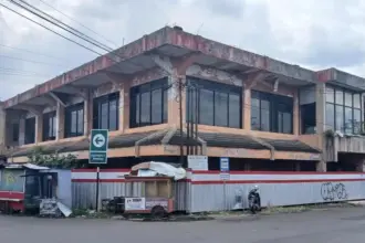 Gedung Eks Metro Kawasan Kebondalem Banyumas