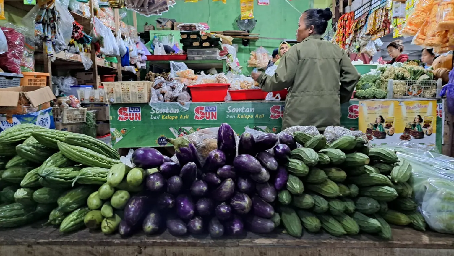 Harga kebutuhan pokok jelang ramadhan di pasar cilacap