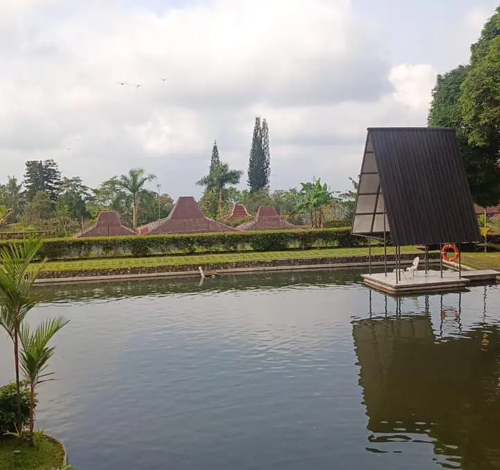 Hotel di baturraden banyumas