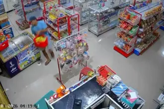 Pencurian di toko gandrungmangu cilacap