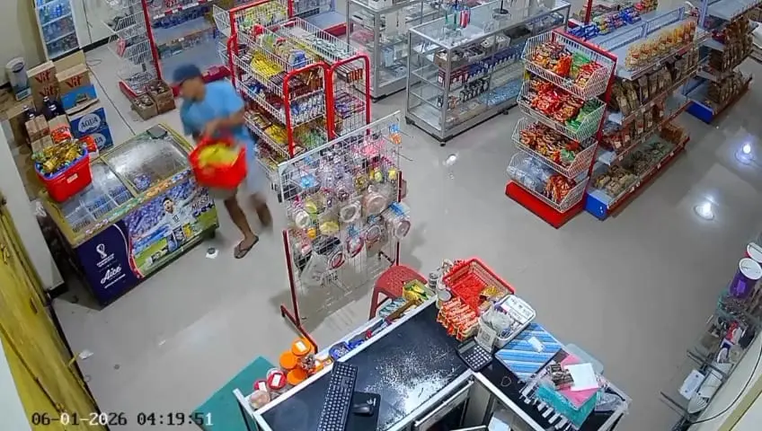 Pencurian di toko gandrungmangu cilacap