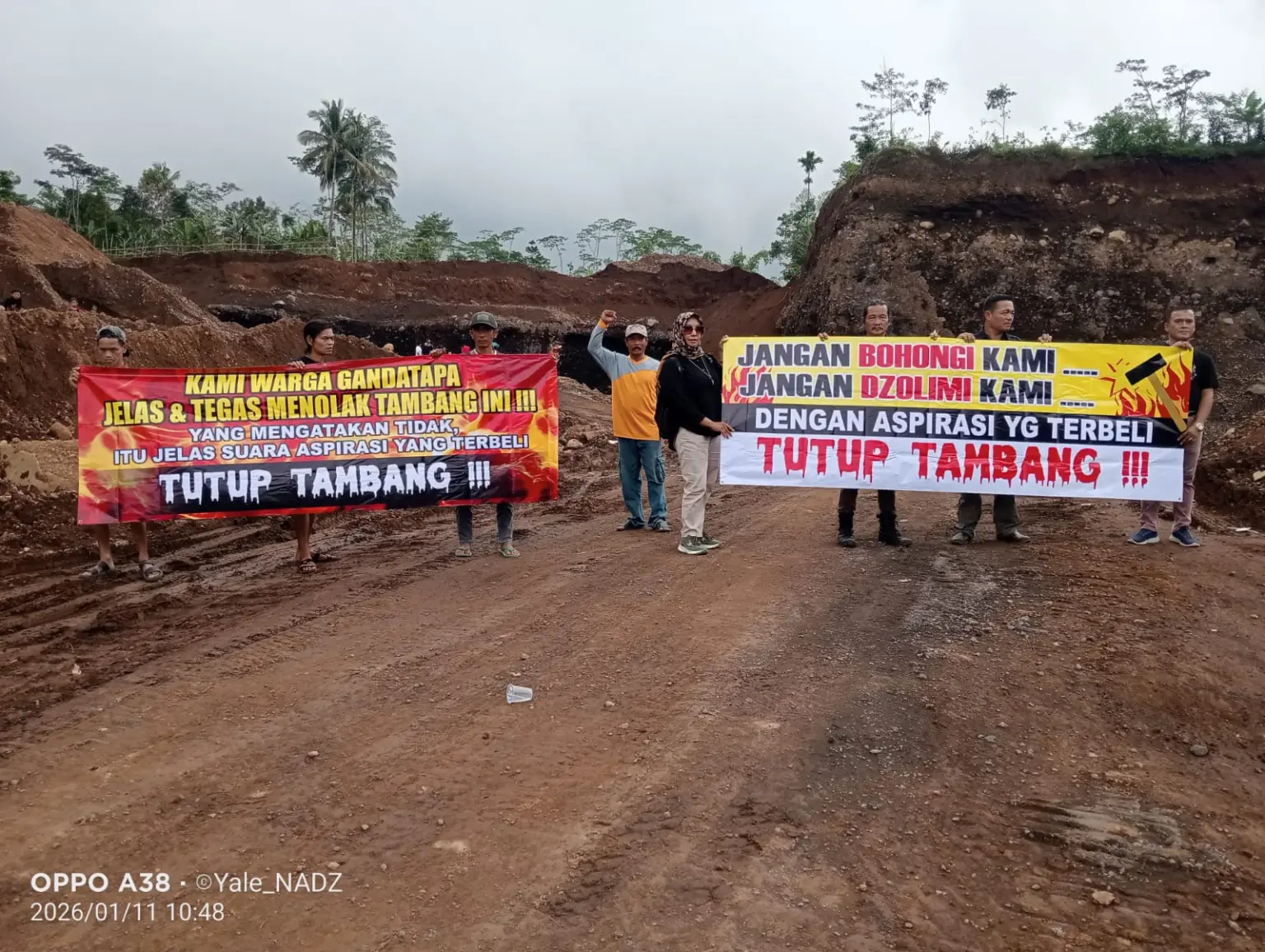 protes tambang pasir desa gandatapa