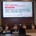 Rapat Paripurna Ketua DPRD Banyumas Agus Nova