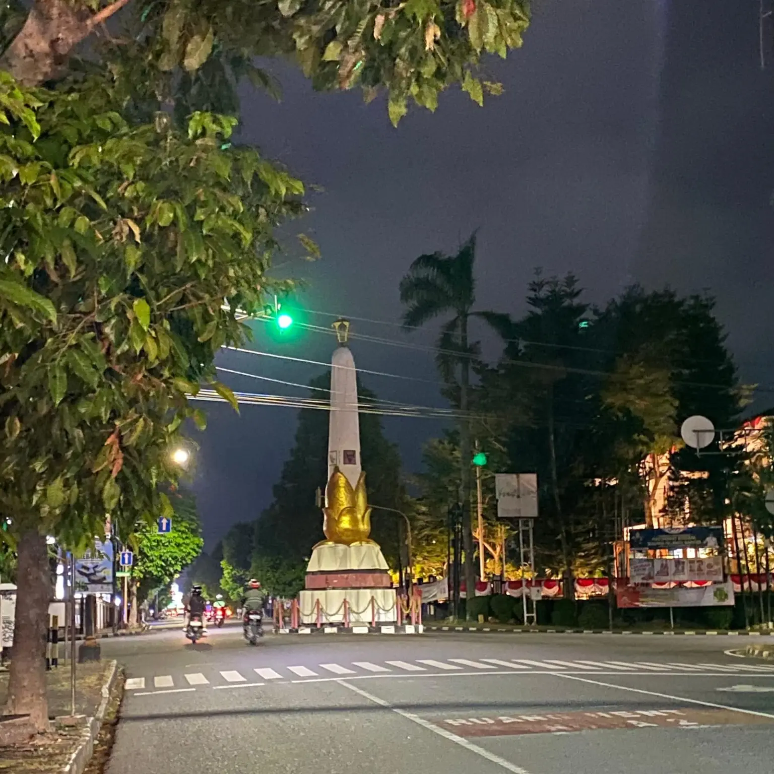 Tugu pembangunan