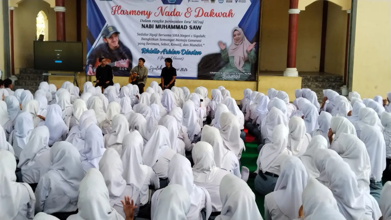 Kegiatan nada dan dakwah dalam perubahan visi sekolah SMAN 1 Sigaluh