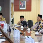 Wagub Jateng saat menerima komunitas Muhammadiyah