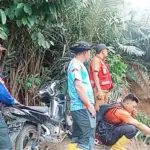Jalan amblas di Desa Karangnangka Kecamatan Pagentan