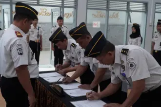 Penandatanganan Janji Kinerja