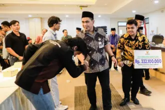 Bantuan mahasiswa terdampak banjir