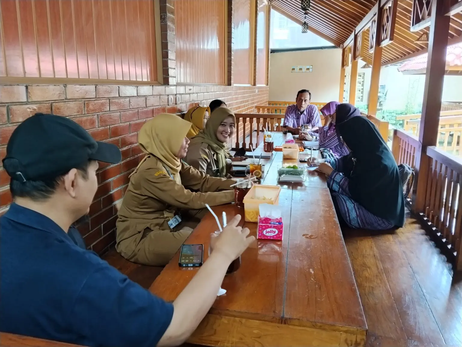 Kunjungan SMAN 1 Sigaluh ke Mapung Gagot