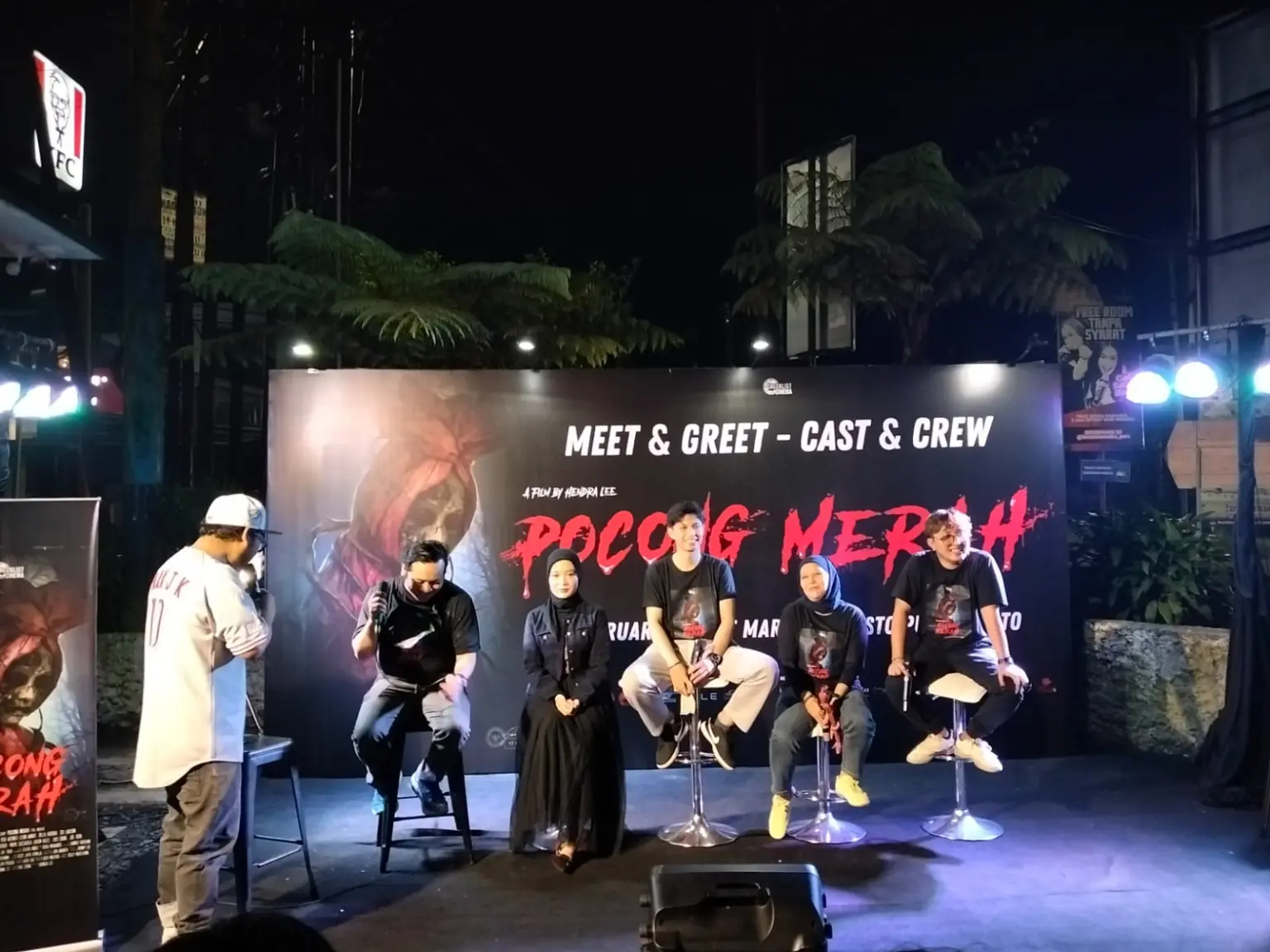 Crew film pocong merah