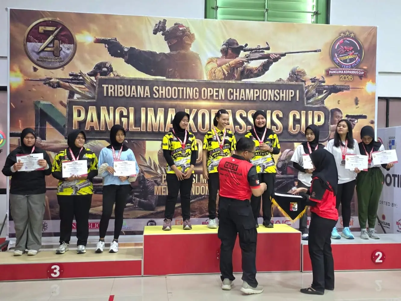 Momen kemenangan atlet Perbakin Banyumas di Tribuana Open Championship I, Panglima Kopassus Cup 2026 yang digelar di Jakarta.