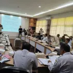 Suasana pertemuan mediasi antara PLTMH Pagentan, Tim Geologi Unsoed dengan Warga Desa Karekan, Rabu (4/2/2026) (foto: Heri C)