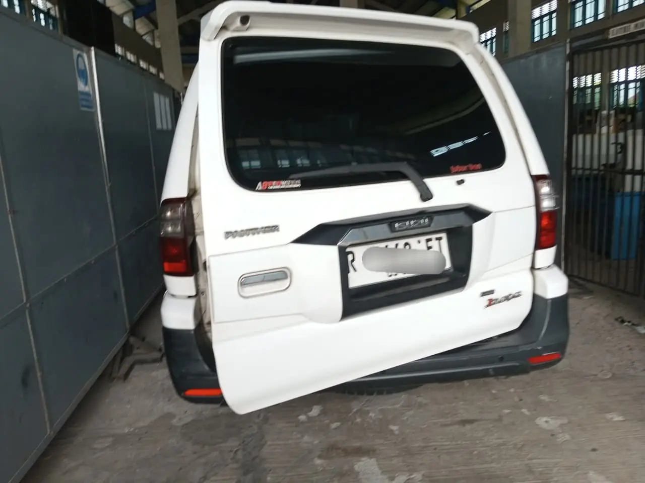 Lansia di Cilacap meninggal usai pingsan dan terkunci dalam mobil yang sedang dipanasi. (Damkar Cilacap).