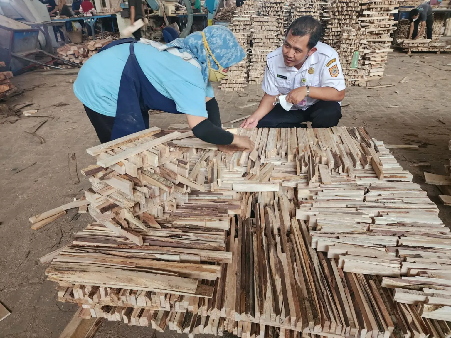 Aturan jam kerja dan hak pekerja