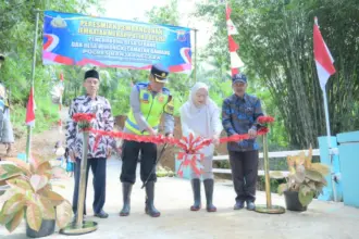 jembatan merah putih