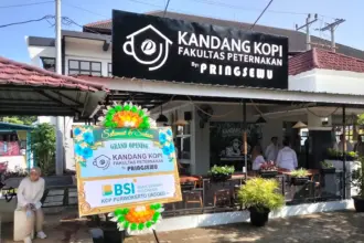 Suasana Kandang Kopi yang berada di komplek kampus Fakultas Peternakan Unsoed Purwokerto, yang baru diluncurkan Selasa (10/02/2026). (Besari)