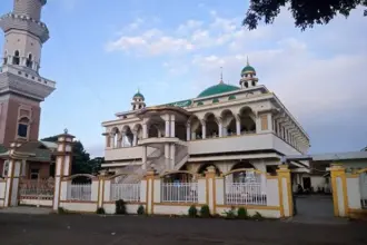 Masjid besar mujahidin