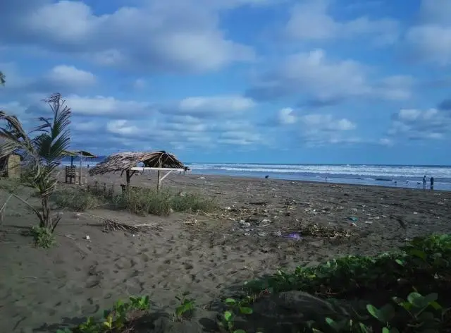 Pantai indah ketapang