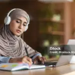 Perempuan berilmu di islam