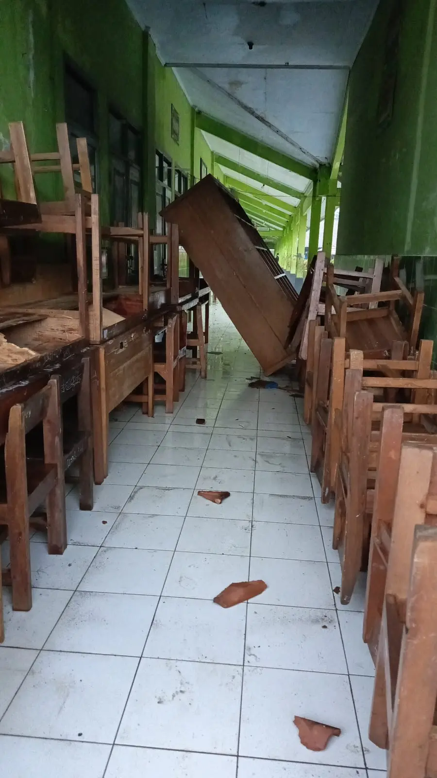 Sdn 1 sambirata cilongok banyumas puting beliung