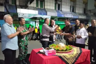2 paguyuban pasar wage purwokerto bersatu