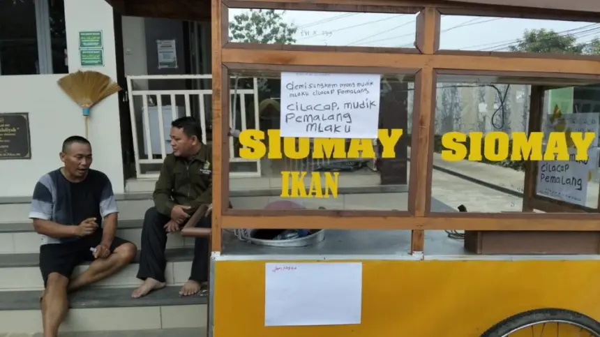 penjual siomay
