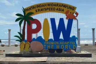 pantai indah widarapayung