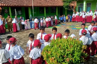 Halal bihalal sd negeri blimbing mandiraja banjarnegara