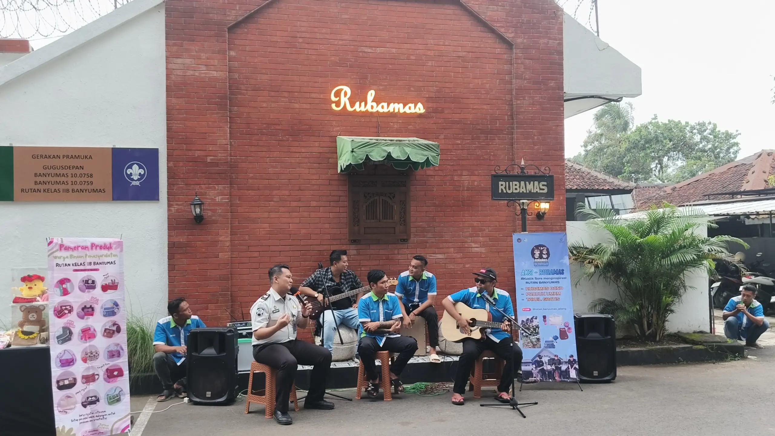 Gema Harapan dari Halaman Rutan