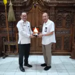 Suasana audiensi Pemkab Banyumas dengan jajaran kantor Imigrasi Jawa Tengah, di Ruang Joko Kaiman komplek Pendopo Si Panji Purwokerto, Jumat (27/03/2026) siang. (Besari)