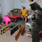 Satpol PP Kabupaten Banjarnegara saat mendatangi rumah pelaku pamer vidio miras saat lebaran, Sabtu (28/3/2026). (Foto: Satpol PP Banjarnegara)