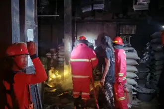 Kebakaran kios kesugihan cilacap