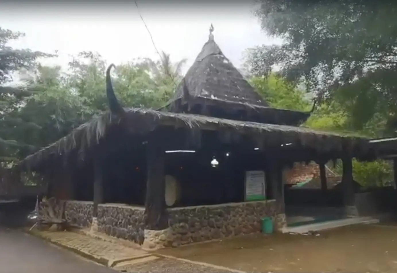 Masjid Pondok Pesantren Alif Baa Banjarnegara