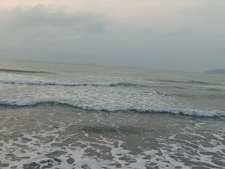 pantai kemiren