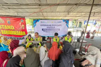 Pasar murah polres banjarnegara