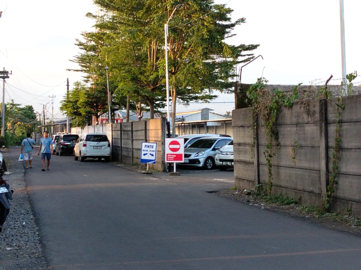 Uji coba pintu barat stasiun purwokerto trans banyumas