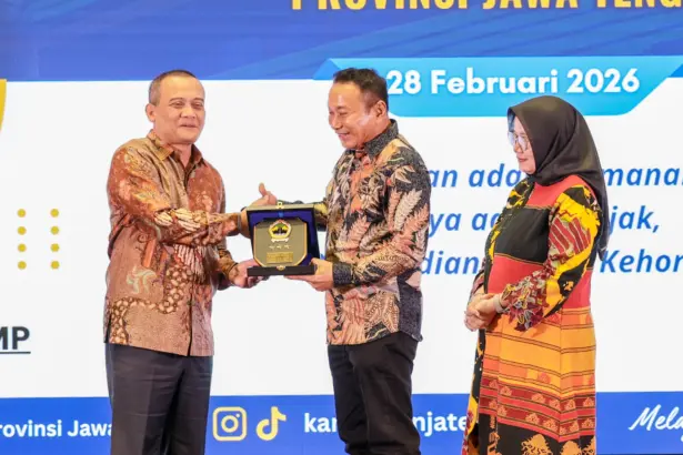 Gubernur tegaskan sawah dilindungi