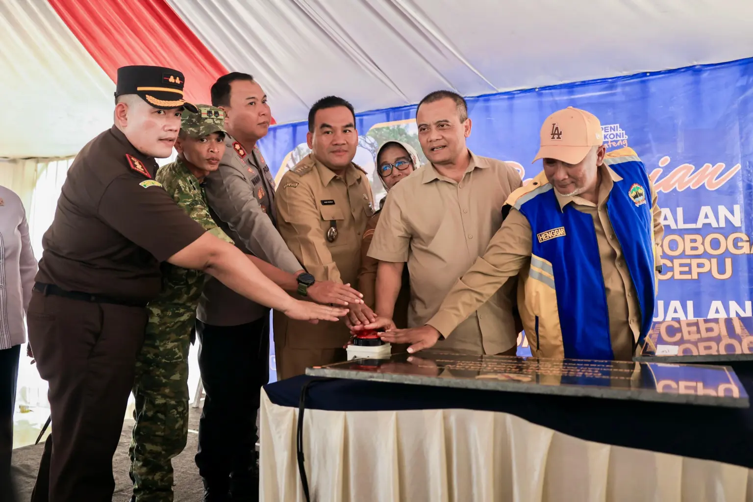 peresmian jalan dan kawasan energi