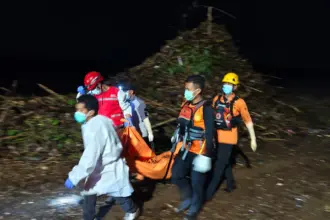 Proses penemuan jenazah perempuan di Trasbum