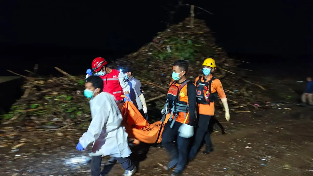 Proses penemuan jenazah perempuan di Trasbum