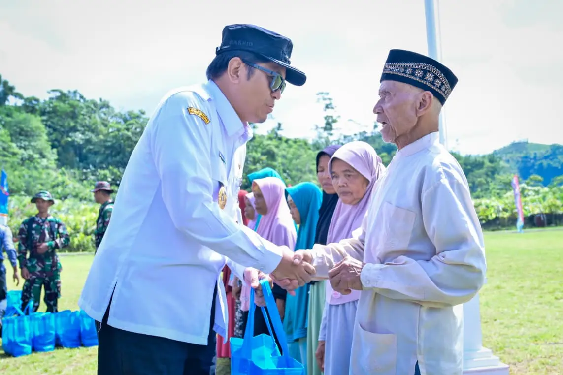 peresmian jalan beton berkat program tmmd