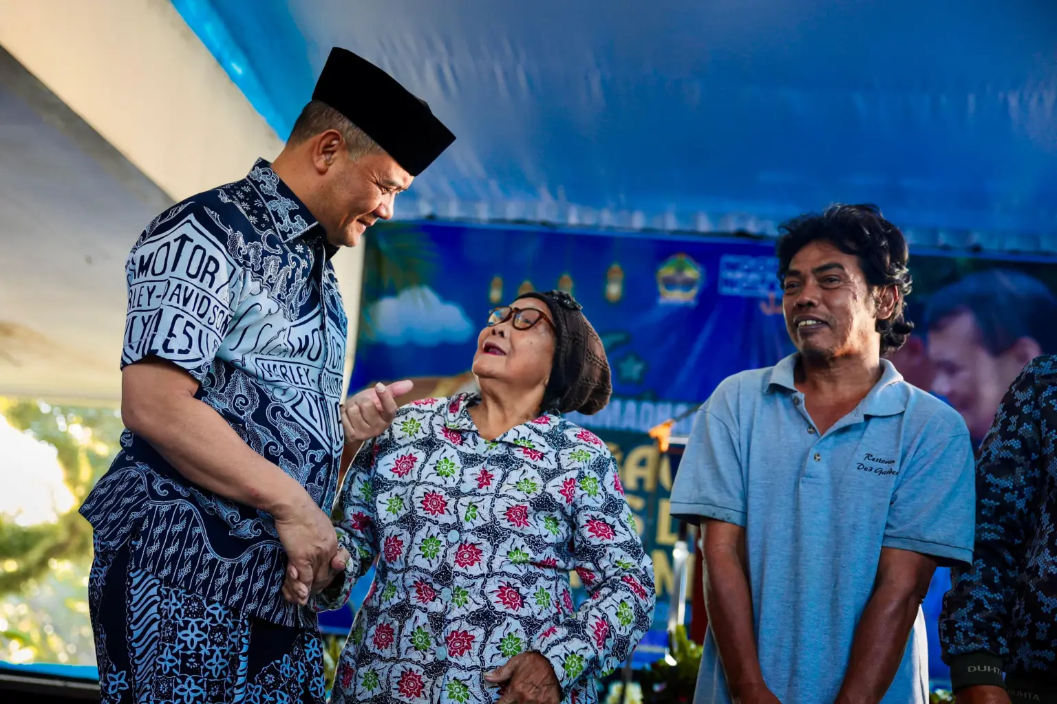 Bantuan beras bagi tenaga non formal