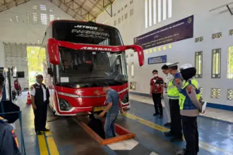 Lakukan ramp check bus angkutan mudik lebaran