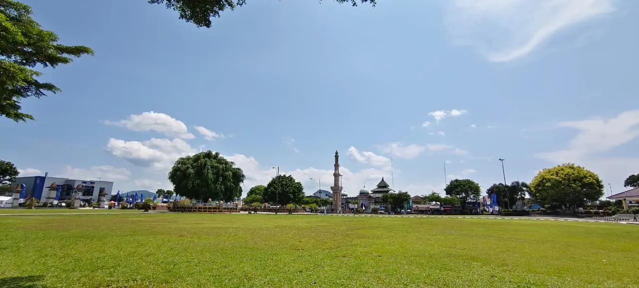 alun-alun bakal digunakan dua kali salat idulfitri
